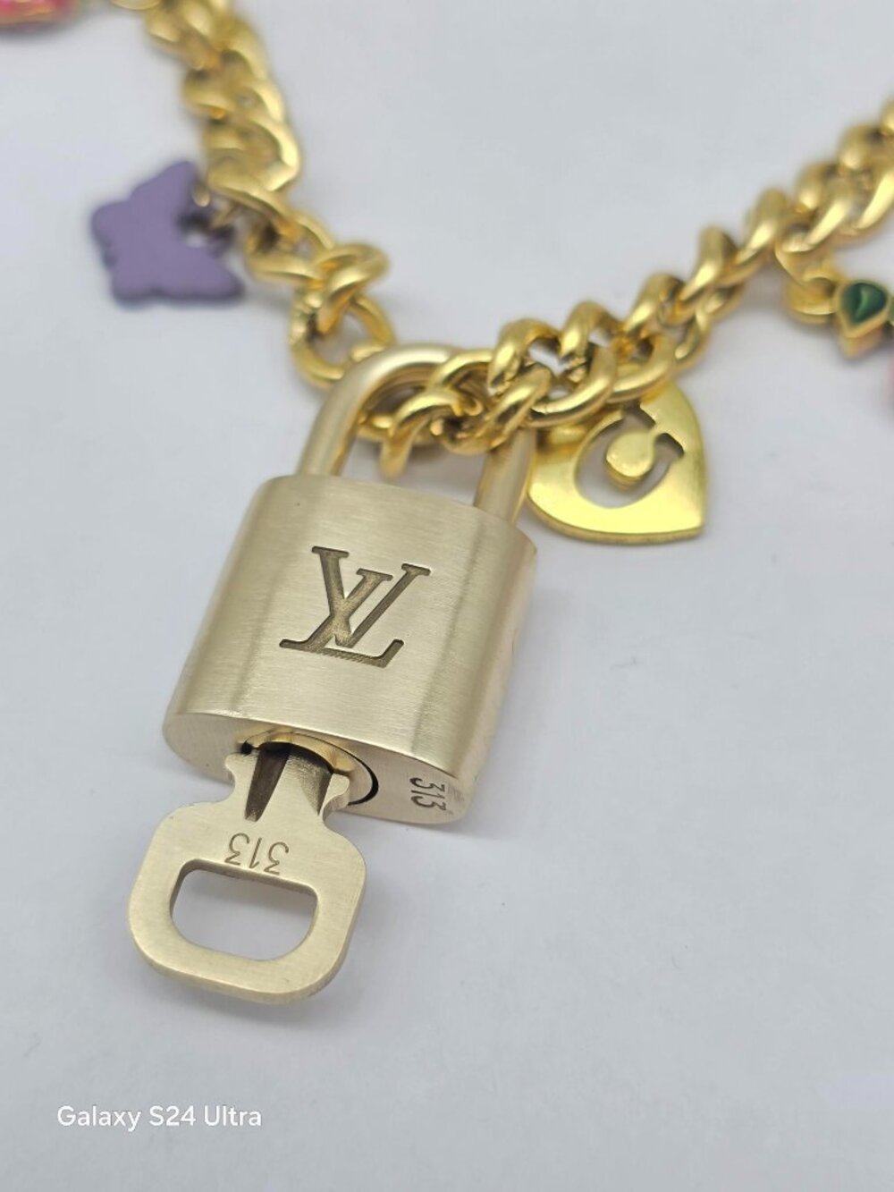 Authentic Louis Vuitton Gold Padlock with Unbranded Decorative Bag Chain / Charm - Picture 13 of 14